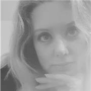 Soy Nativa Alemana y llevo impartiendo clases mas de 10 años a todos los niveles.WhatsApp al